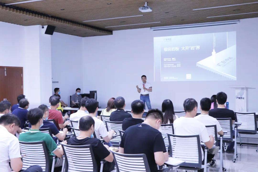 微信图片_20200727102547.jpg 微信图片_20200727102547.jpg