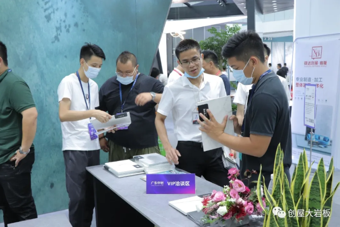 QQ截图20200727150055.png QQ截图20200727150055.png